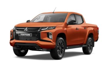 Rent Mitsubishi Triton 4WD standard excess of $4500.00 may be reduced down to $1000.00 by paying $45.00 per day. 200 km limit per day, 30 cents per km thereafter. 